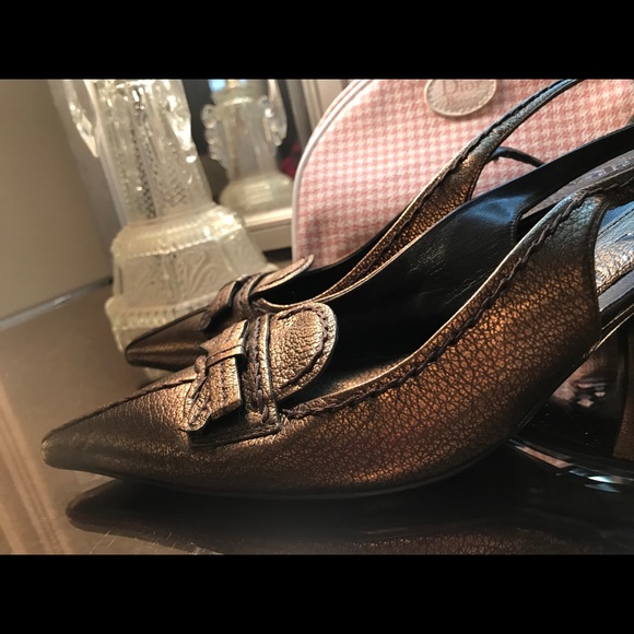 PRADA - Picture 10 of 16